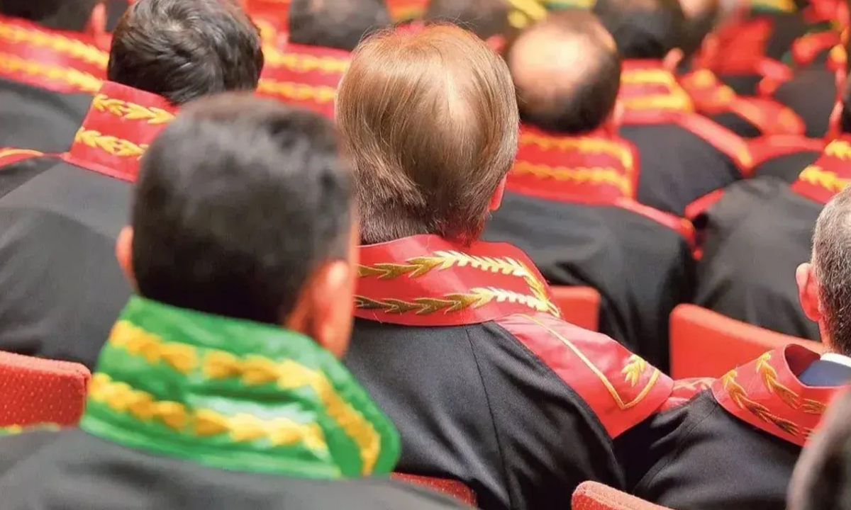 Yargıda Büyük Değişim! 332 Hâkim ve Savcı Görev Yeri Değişikliğiyle Atandı