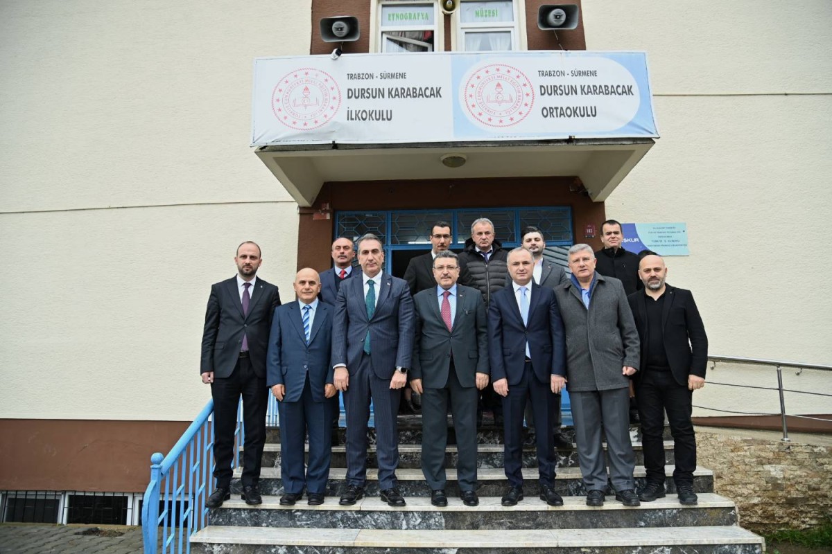 Başkan Genç, Karne Sevinciyle Öğrencilerle Bir Araya Geldi