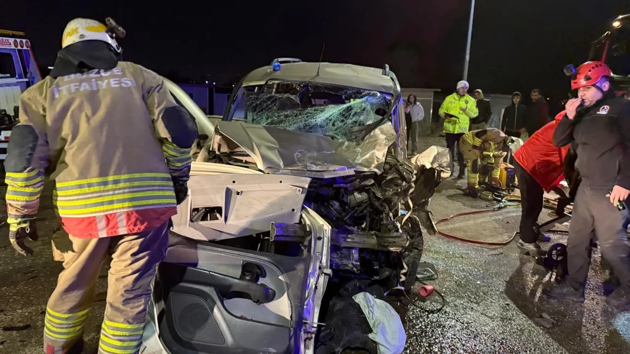 Düzce'de Trafik Kazası: 6 Yaralı