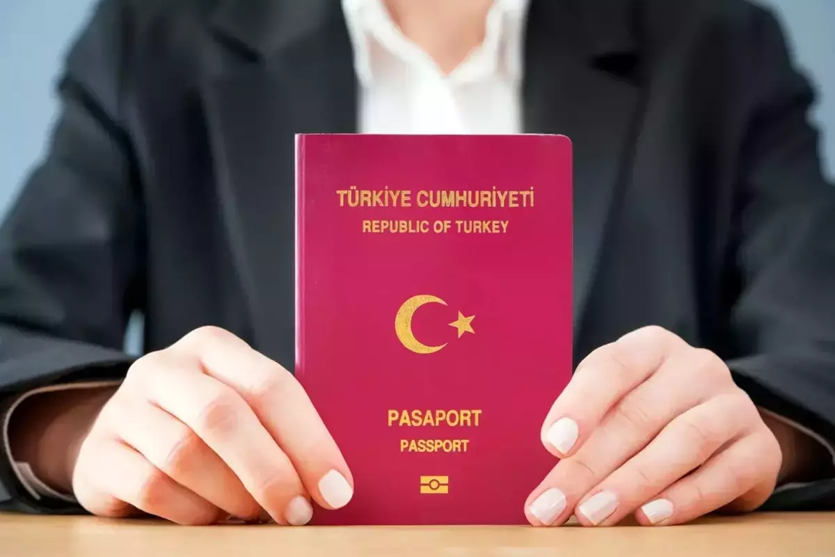 Yunanistan’da Pasaport Kontrolünde Yeni Dönem: Biyometrik Sistemle Kayıtlar 3 Yıl Saklanacak